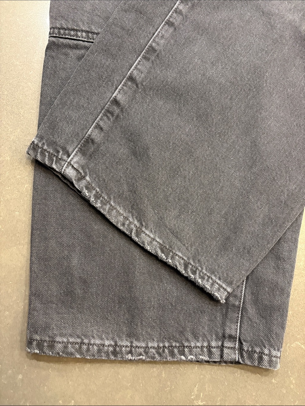 CITIZENS OF HUMANITY Marcelle Low Slung Easy Cargo Jean in Trinity - Picture 10 of 12